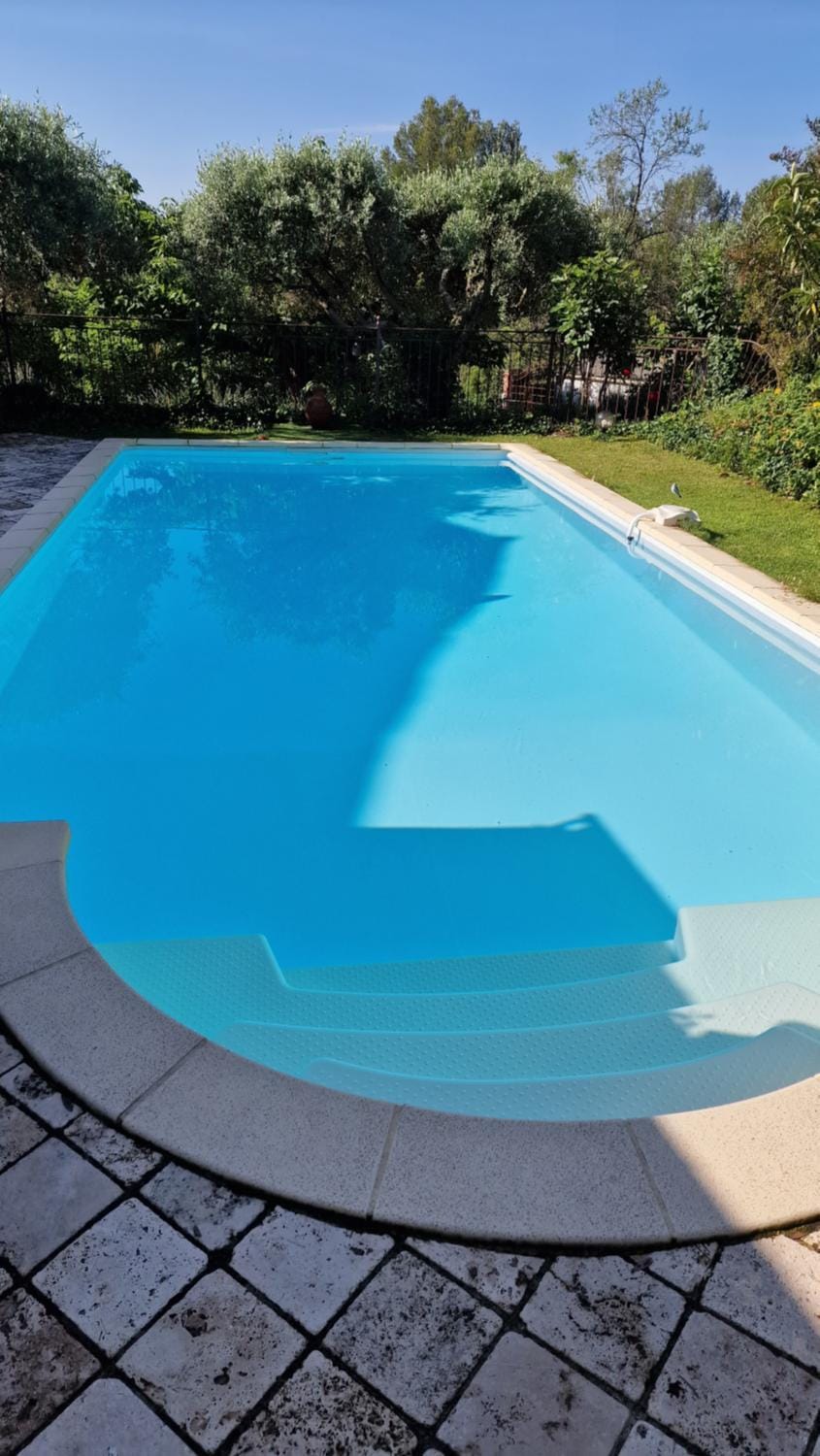 Le Mas du Sud Bed and Breakfast in French Riviera