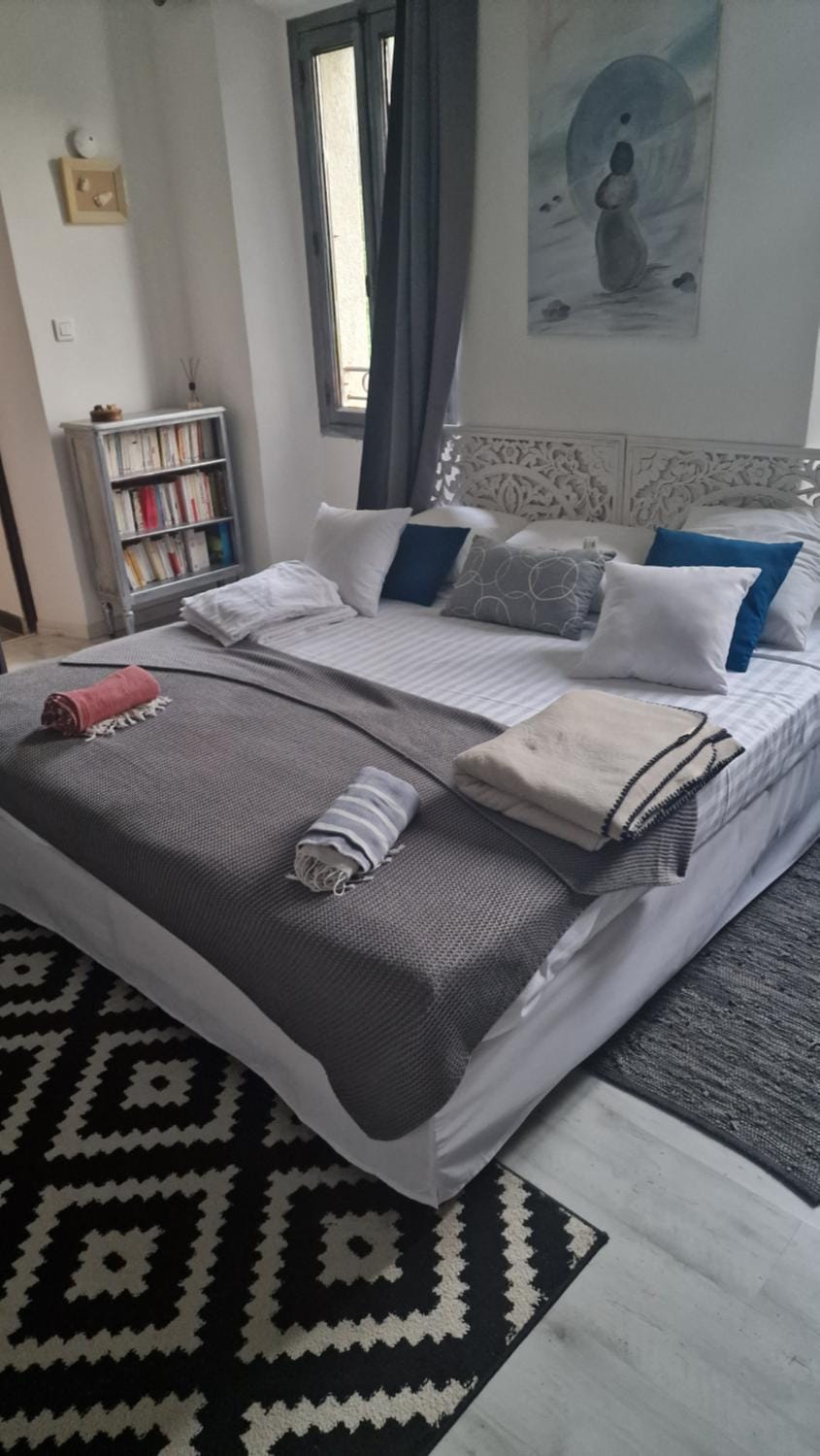 Le Mas du Sud Bed and Breakfast in French Riviera