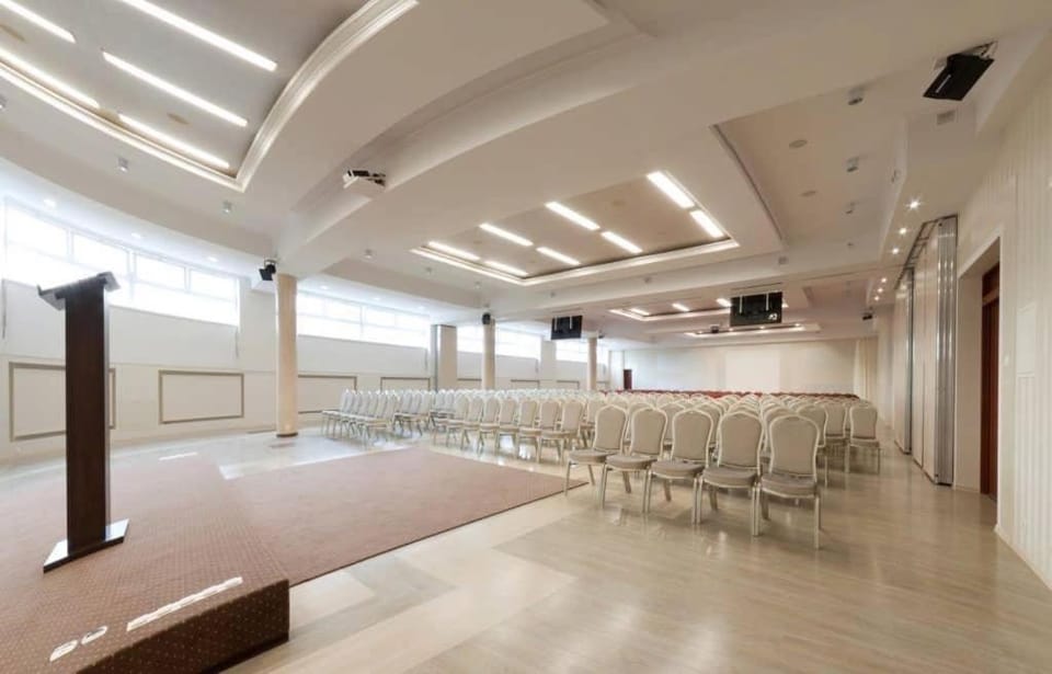 Meeting/conference room