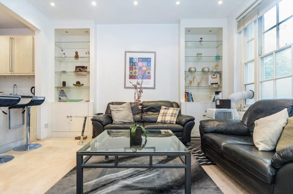 spacious Knightsbridge flat Apartment in City of Westminster
