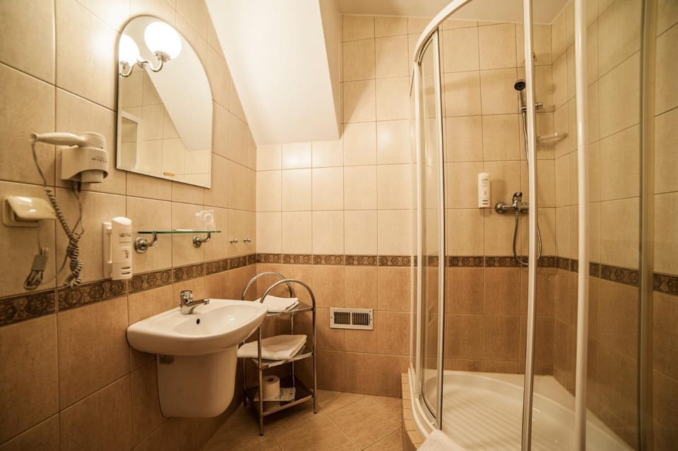 Bathroom, Bathroom