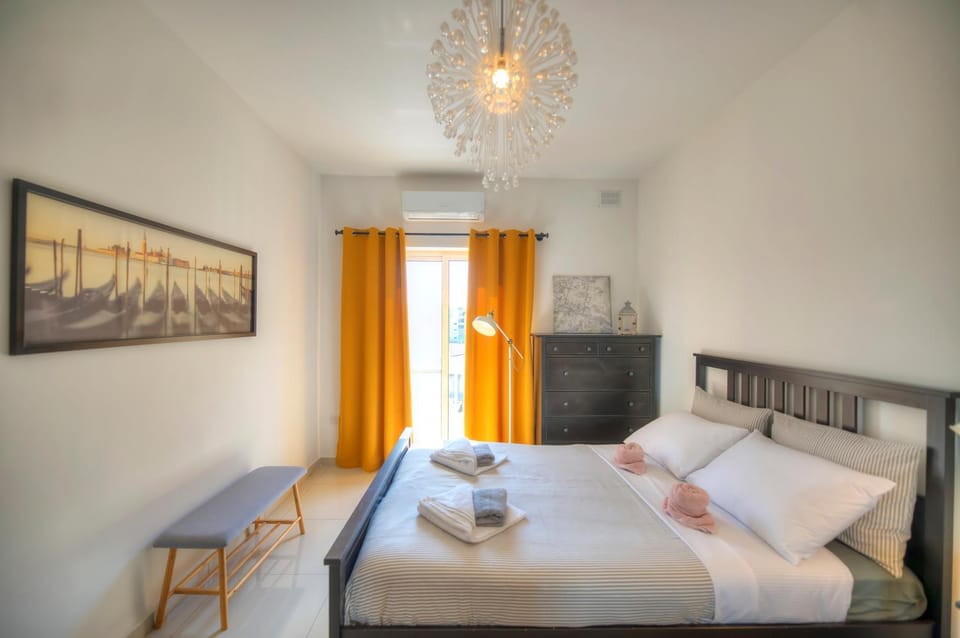 Charming 2 bedroom apartment close to Junior College ETUS1-1 Apartment in Malta