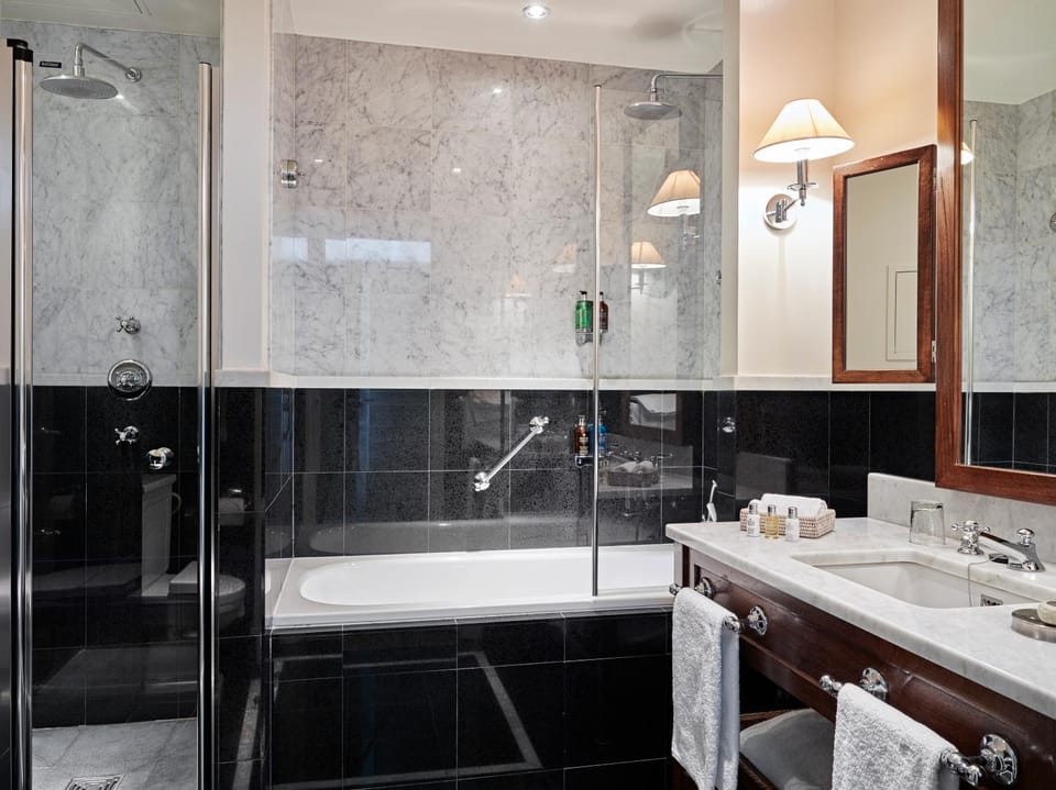 Bathroom, Bath