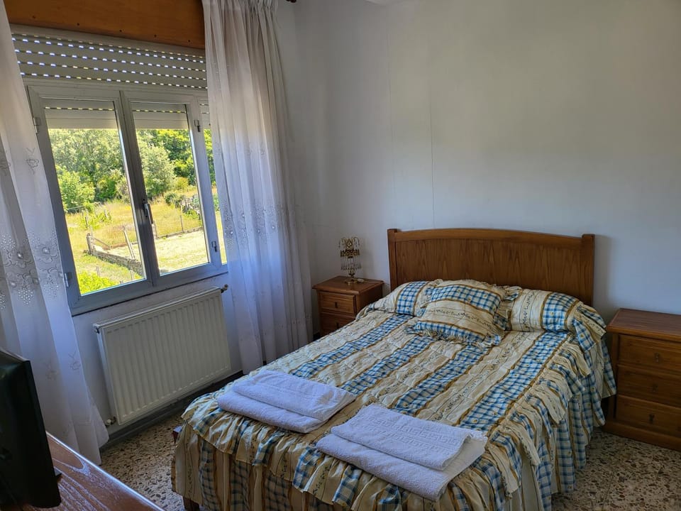 HOSTAL BARCELONA Bed and Breakfast in Viana do Castelo District, Portugal