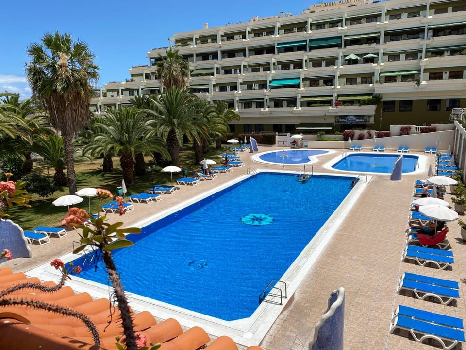 Luminoso apartamento con terraza y piscina Apartment in Puerto de la Cruz