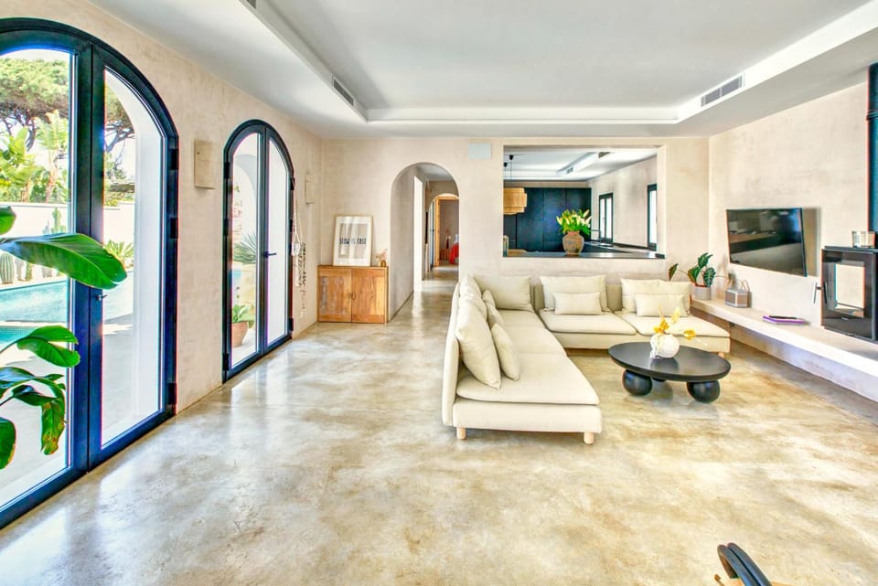 TV and multimedia, Living room
