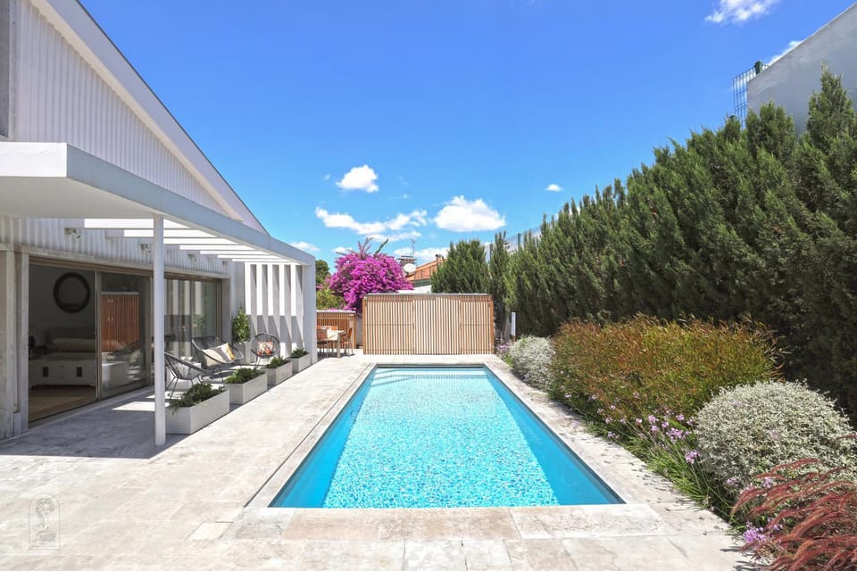 Swimming pool, Swimming pool
