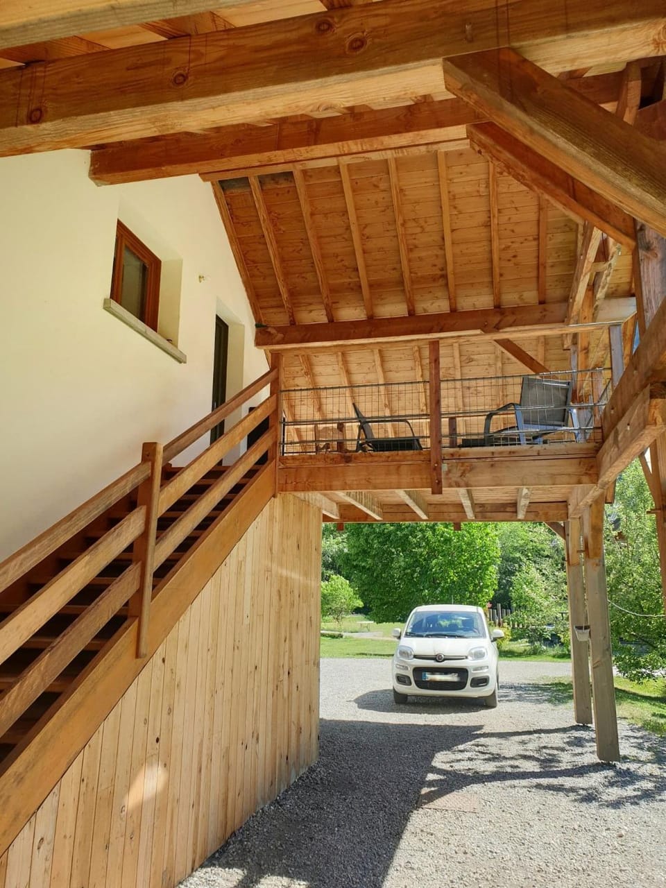 Facade/entrance, Balcony/Terrace, Parking