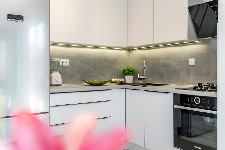 dishwasher, oven, stove, toaster, kitchen