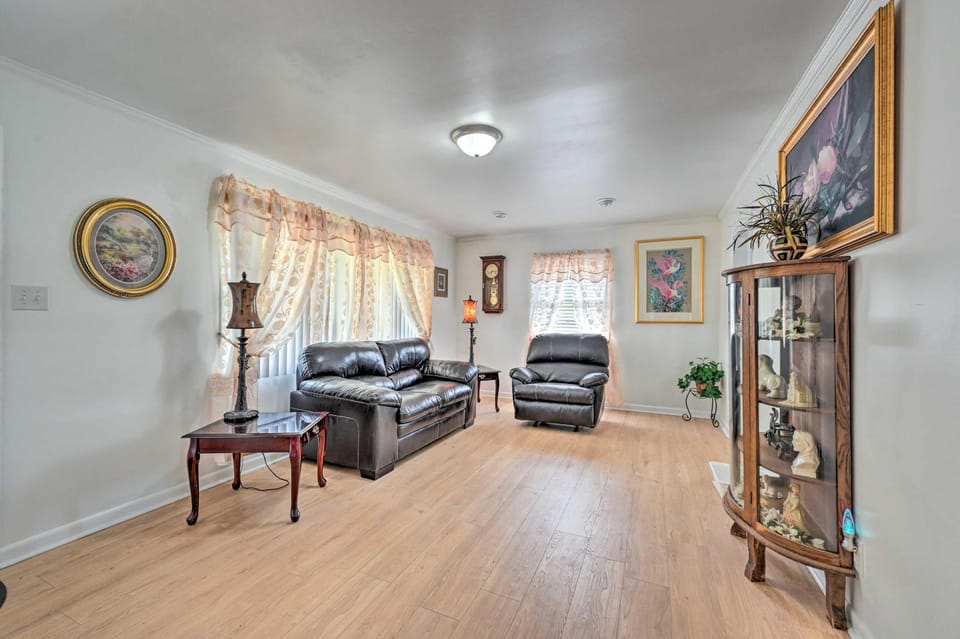 Greensboro Home < 4 Mi to Downtown! House in Greensboro