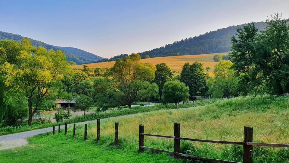 Przy szlakach, kominek, ognisko i wędzarnia Villa in Poland