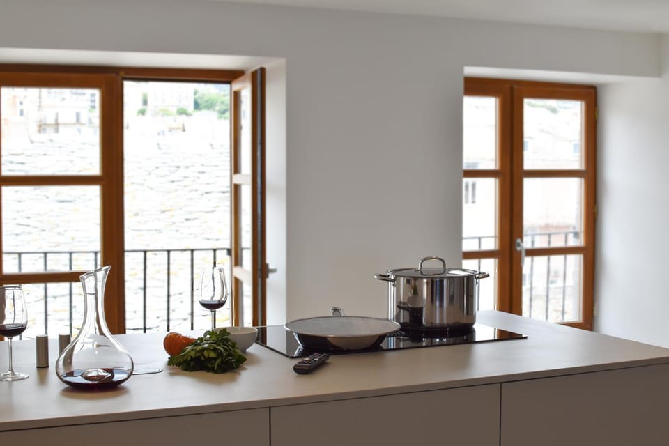 City view, kitchen