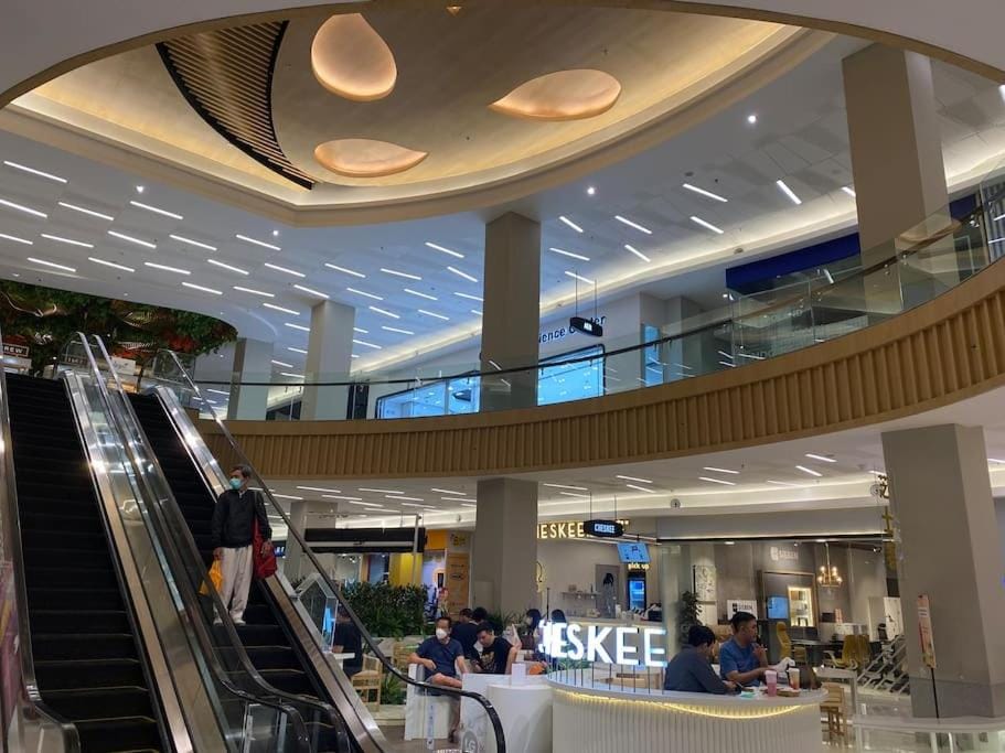 Shopping Area