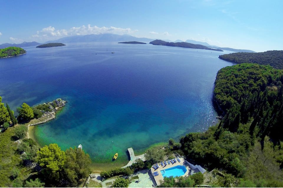 Pool view, Sea view