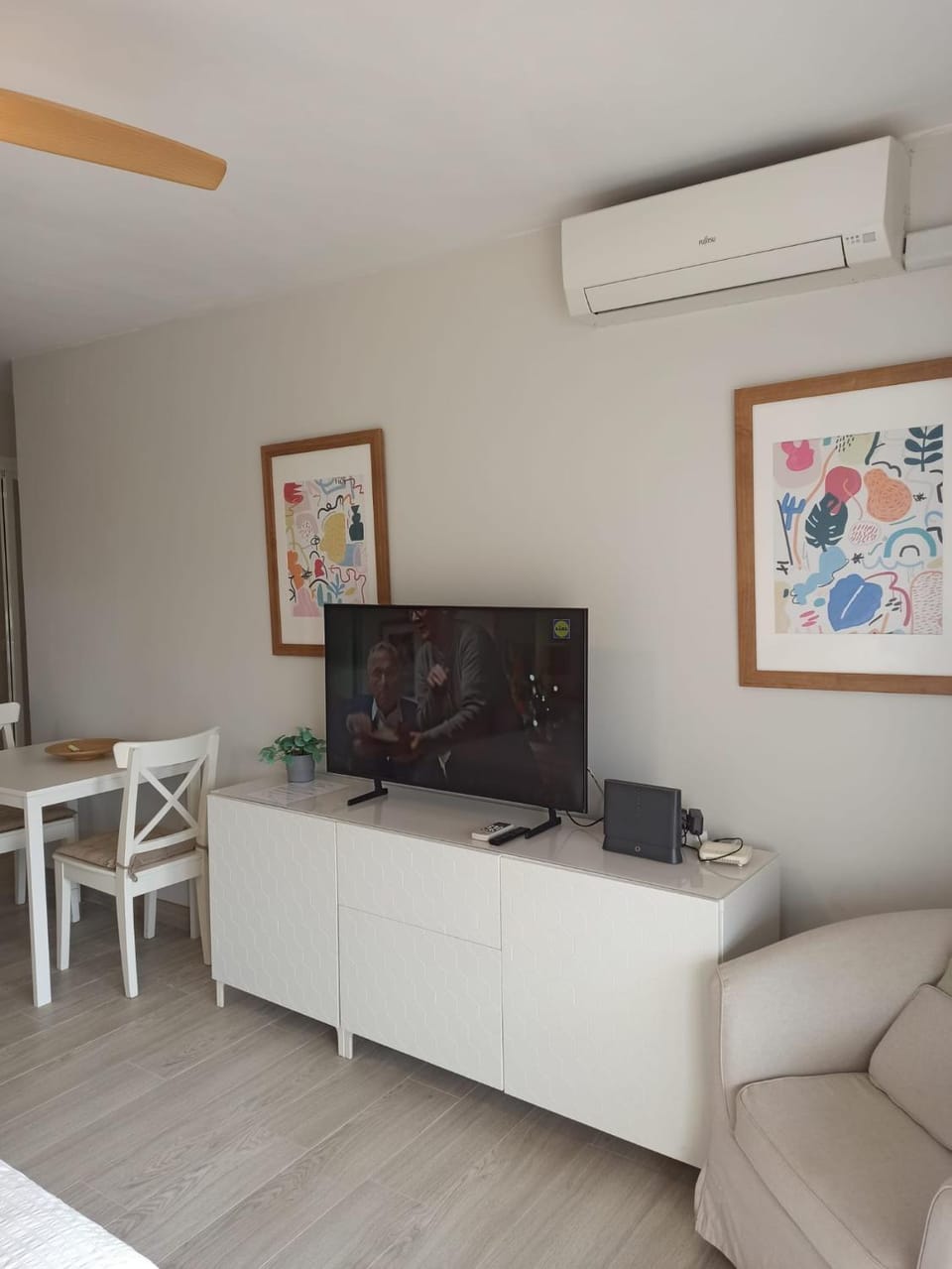 Carihuela Nucleo Cristal Apartment in Torremolinos