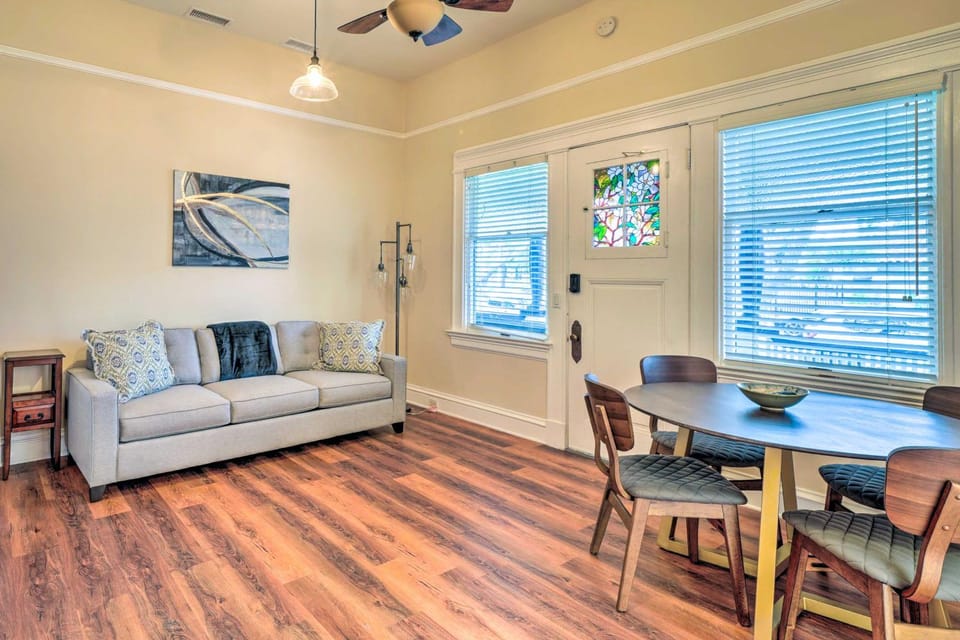 Cozy Carpinteria Apartment: Walkable Location Apartment in Carpinteria