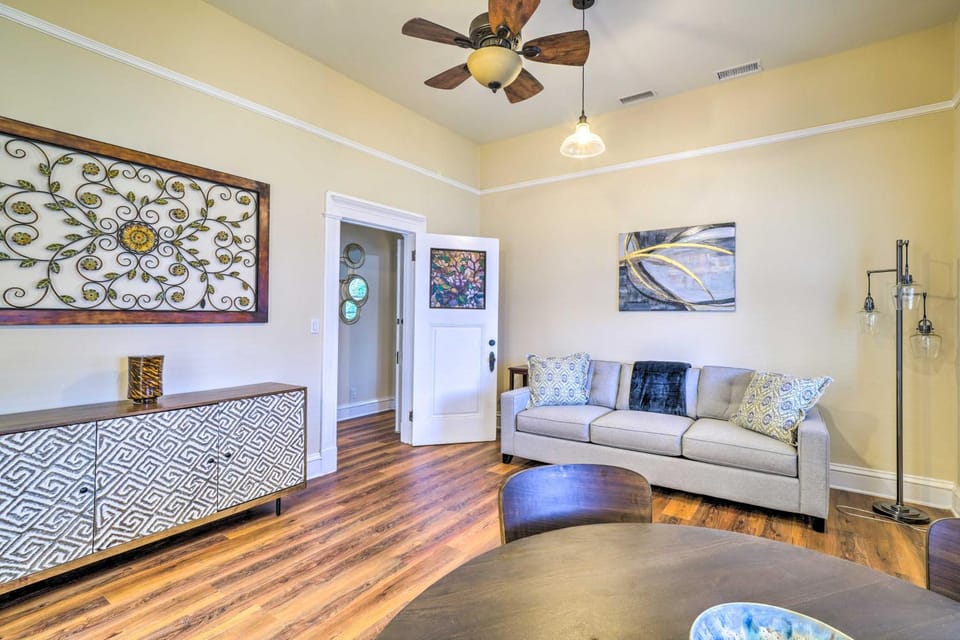 Cozy Carpinteria Apartment: Walkable Location Apartment in Carpinteria
