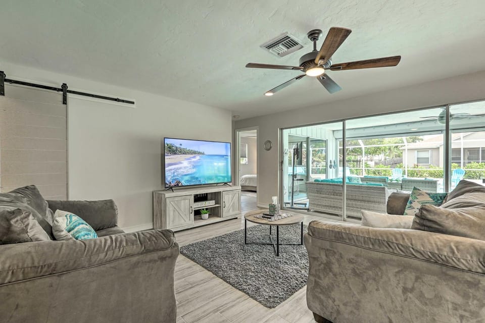 Bright & Breezy Cape Coral Retreat w/ Pool! House in Cape Coral