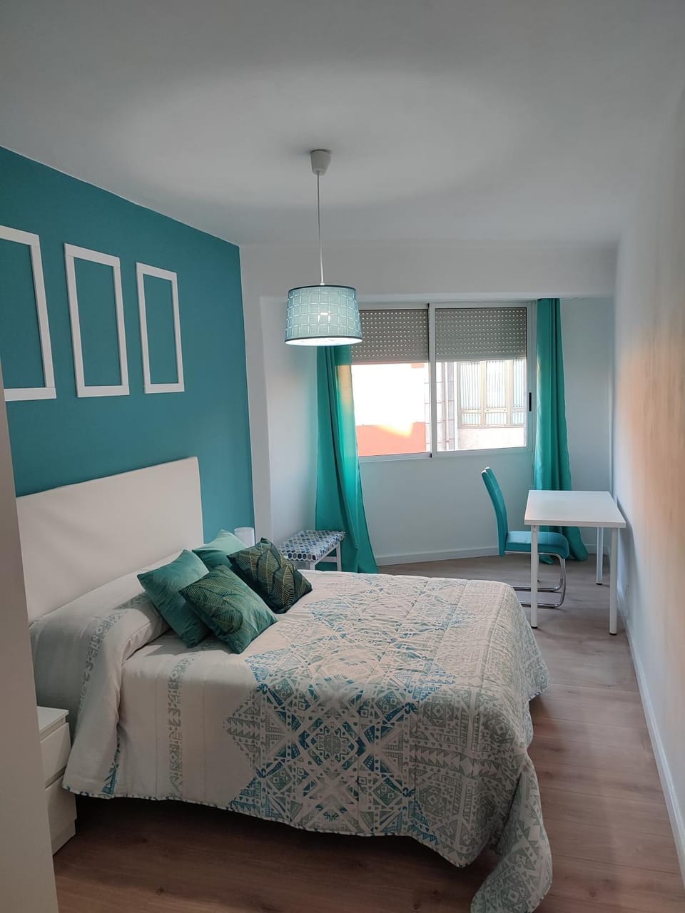 La Casona VIVIENDA USO TURÍSTICO RECIÉN REFORMADA EN EL CENTRO DE VILAGARCÍA. Apartment in O Salnés