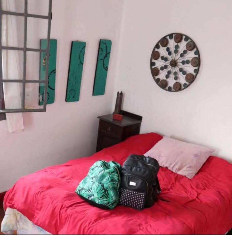 Hostel Cultural Casa Taller Vacation rental in Bahía Blanca