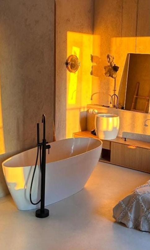 TULUM APARTAMENT-Top Design-FREE GARAGE-BATH-Projector-View-GYM-Wine-Next to SPODEK, MCK, NOSPR Apartment in Poland