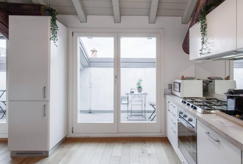 Coffee/tea facilities, Kitchen or kitchenette, dishwasher, minibar, pet friendly, stove, toaster