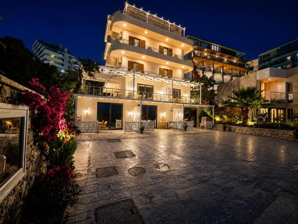 Property building, Night