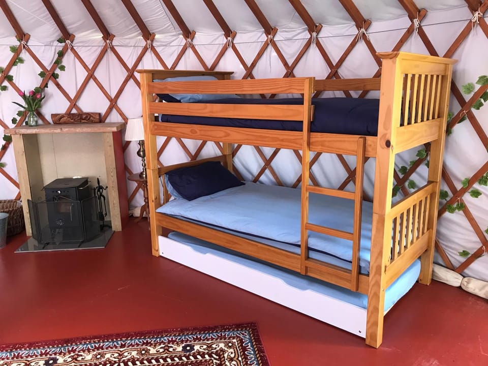bunk bed