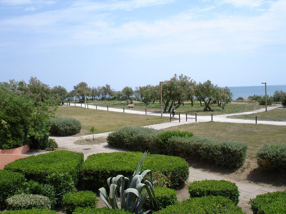Garden, Garden view