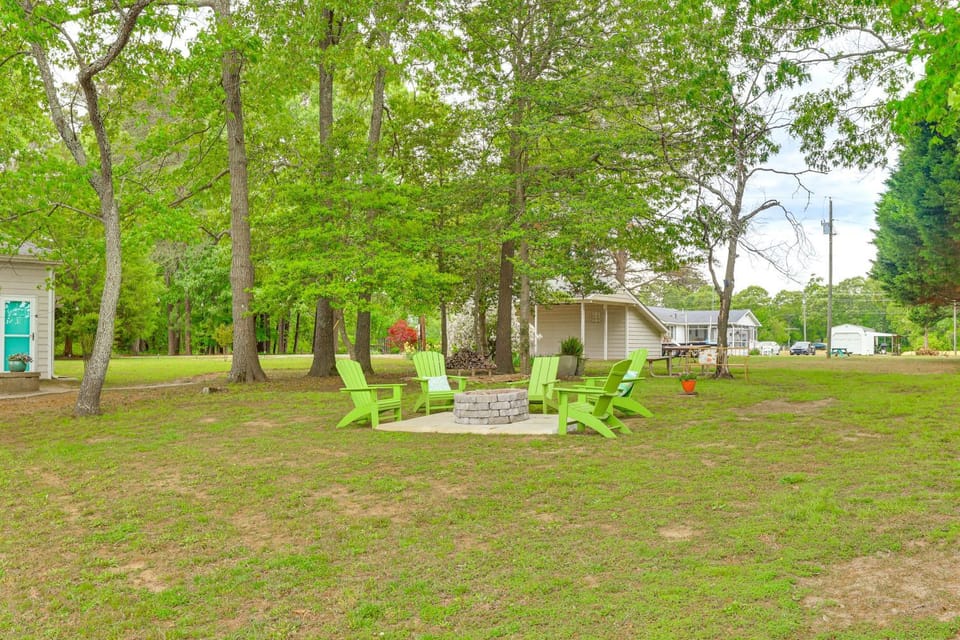 Waterfront Reedville Home w/ Private Dock! House in Virginia