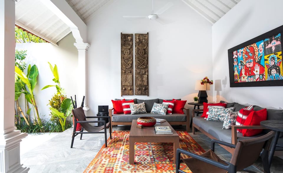 Villa Tahi - Stylish luxury, tranquil location, walk to beach Villa in Kuta