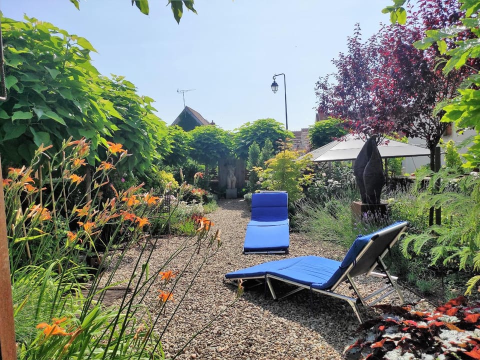 Charmant gîte douillet avec jardin et Wifi à Drevant - FR-1-586-25 House in Centre-Val de Loire
