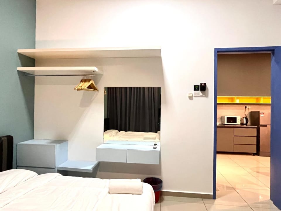 Bed, Photo of the whole room