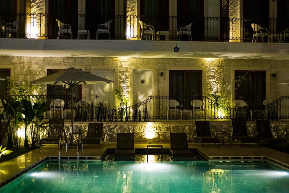 Swimming pool