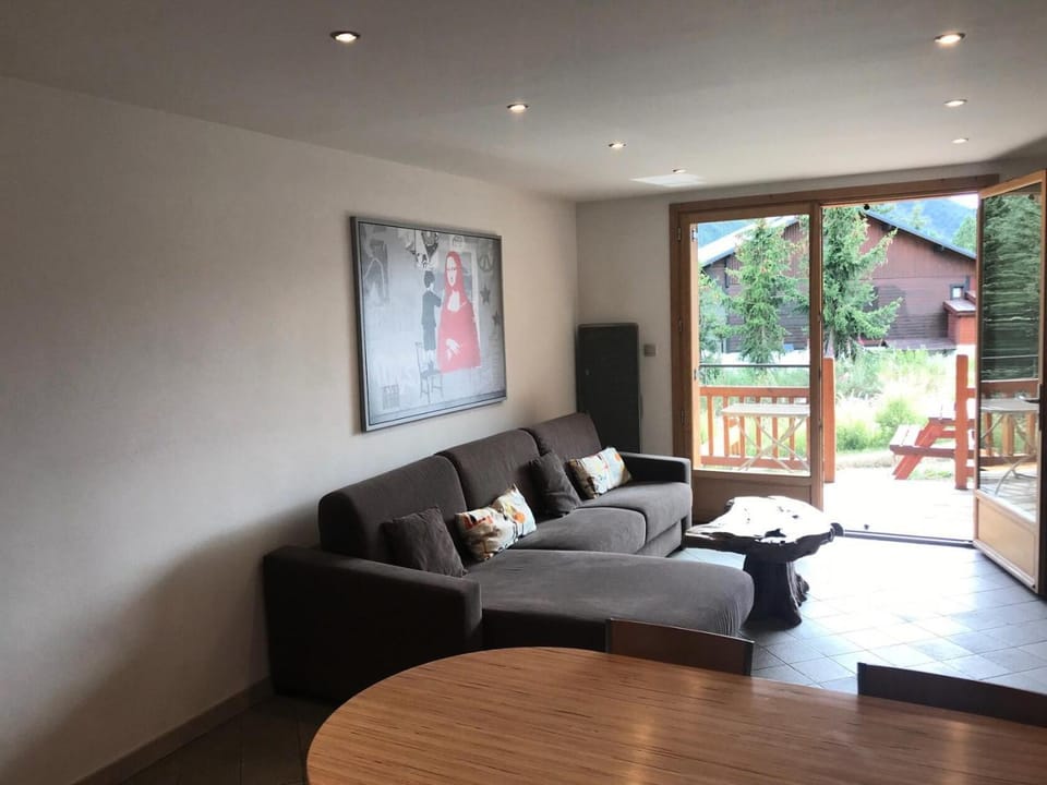 Résidence Loup Blanc - Bel appartement moderne pour 4/6 personnes MAE-8454 Apartment in Montgenèvre