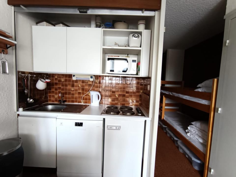 Résidence Chalmettes - Studio 2/4 personnes - Skis aux pieds MAE-9074 Apartment in Montgenèvre