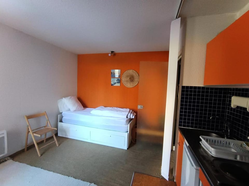 Résidence Arzerier - "Spécial petit budget" Mini studio avec parking MAE-9204 Apartment in Montgenèvre