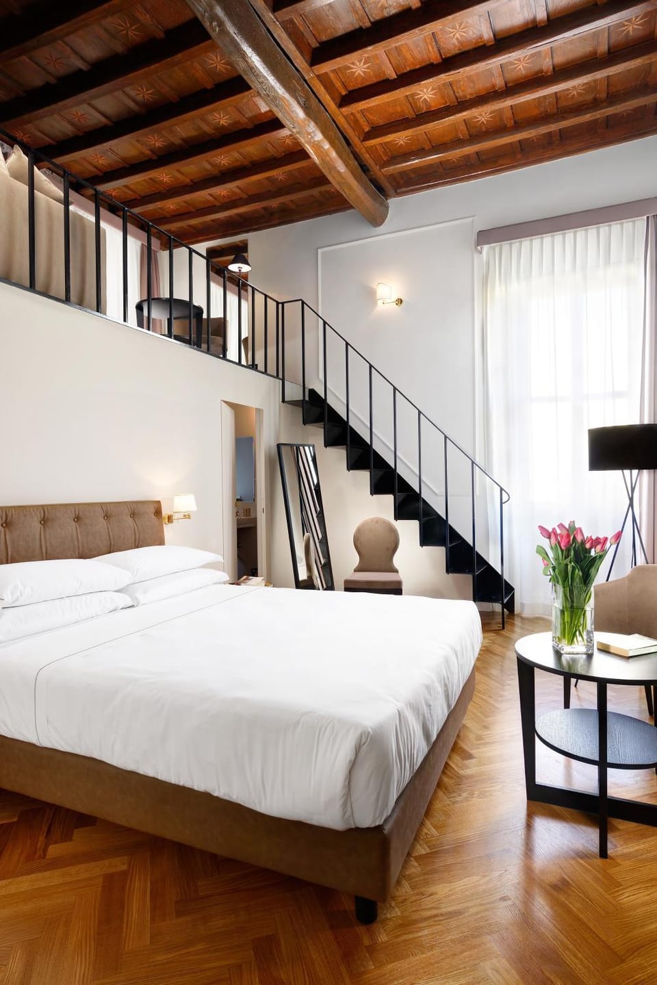 Bed, Other, Photo of the whole room, Bedroom, children, young children, older children