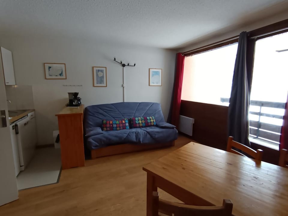 Résidence Ferme D'augustin - Batiment D - Appartement 4/6 personnes - Skis aux pieds MAE-9154 Apartment in Montgenèvre