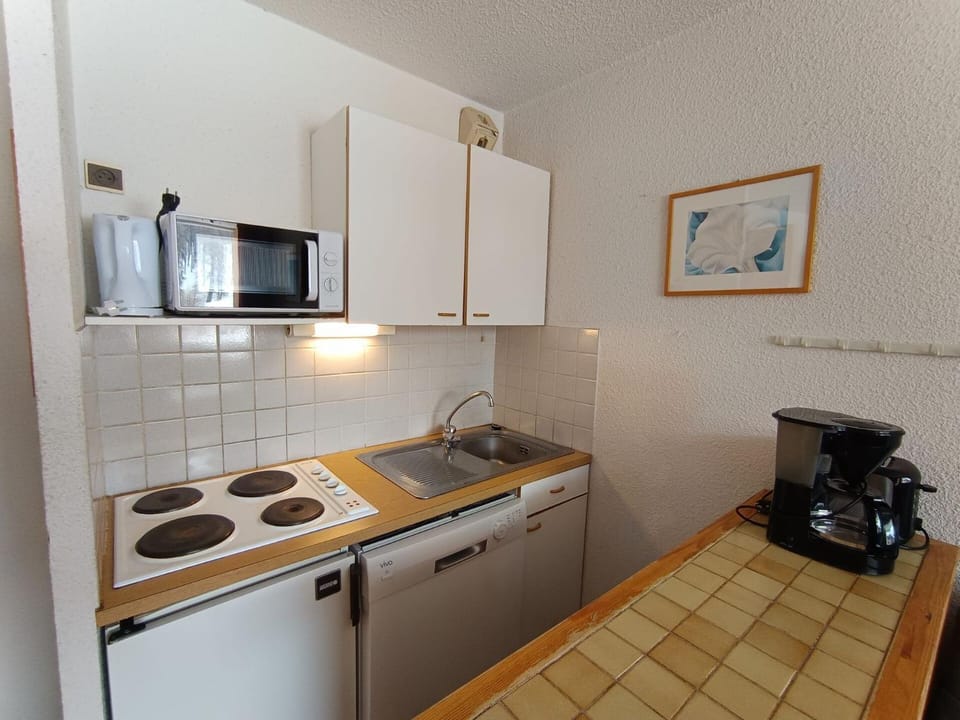 Résidence Ferme D'augustin - Batiment D - Appartement 4/6 personnes - Skis aux pieds MAE-9154 Apartment in Montgenèvre
