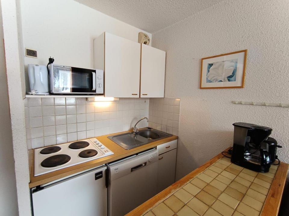 Résidence Ferme D'augustin - Batiment D - Appartement 4/6 personnes - Skis aux pieds MAE-9154 Apartment in Montgenèvre