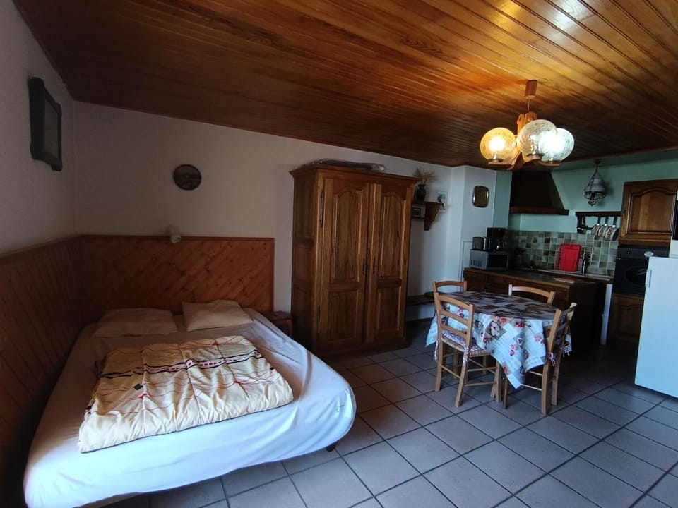 Résidence Alpet I - Petit prix au coeur village! Parking, balcon sud MAE-9184 Apartment in Montgenèvre