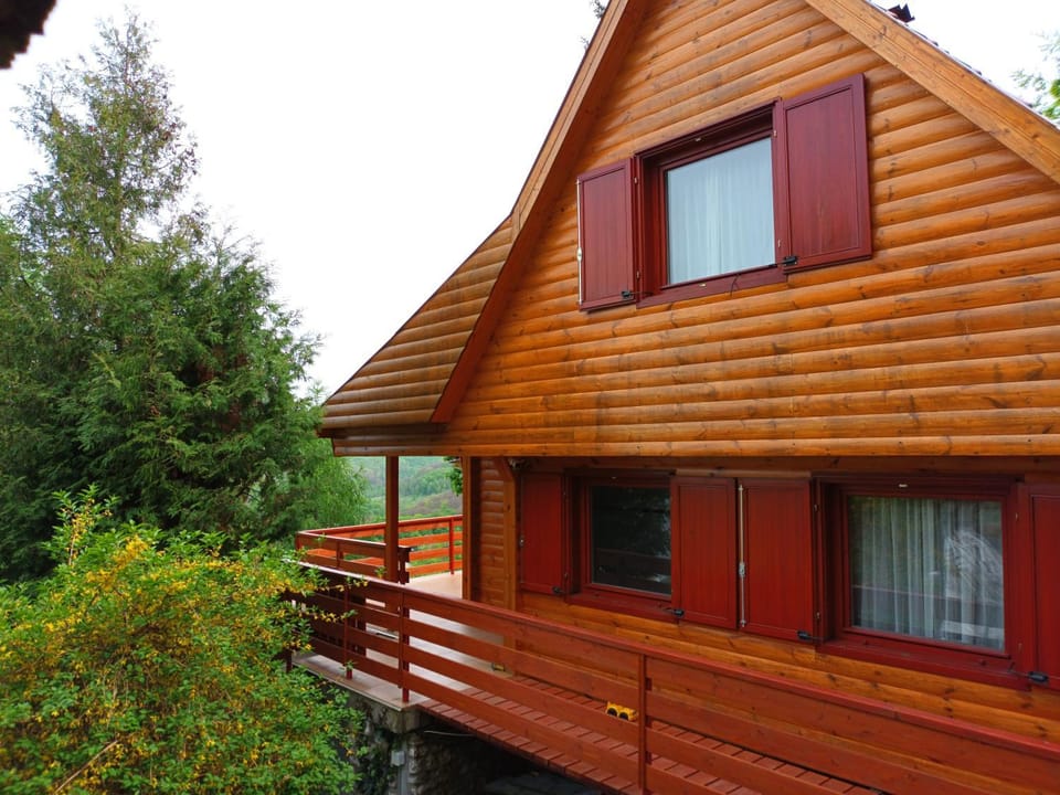 Lili's Lovely Log Home in the Forest House in Slovakia