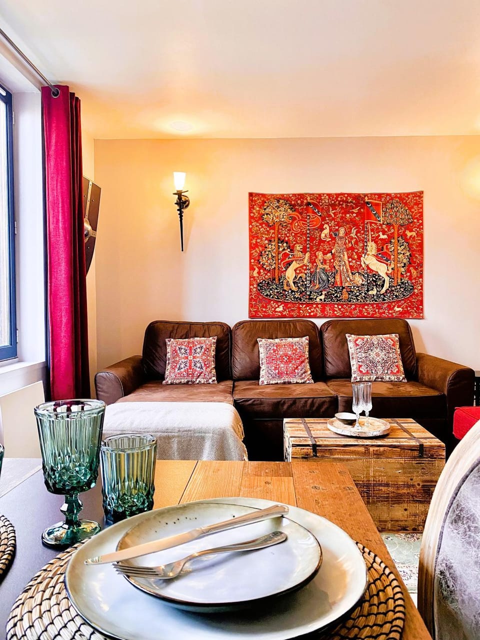 Living room, Communal kitchen