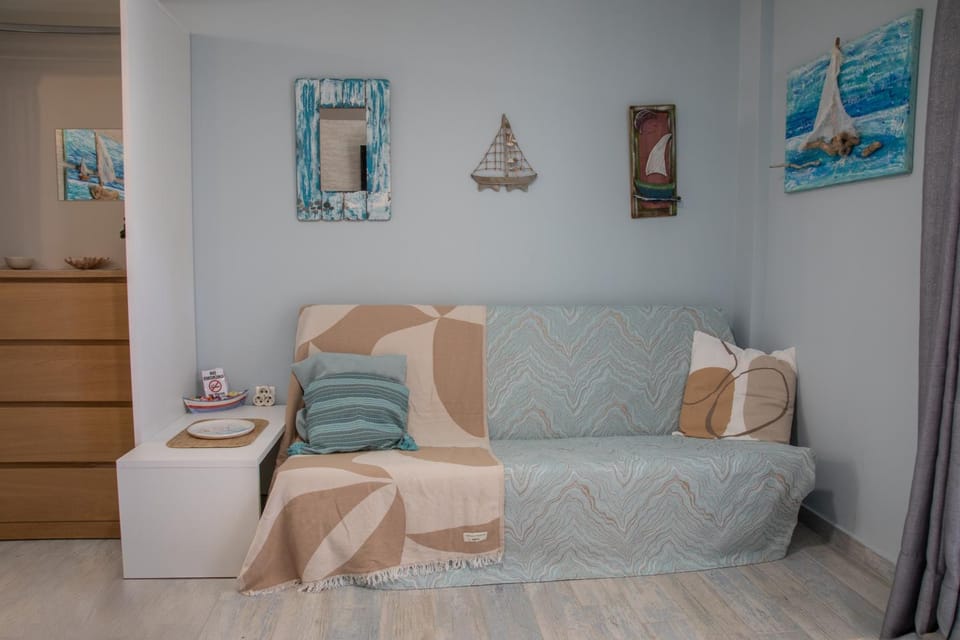 Homeyfeel Stay Sea 2 - Island mood studio Apartment in East Attica Regional Unit, Greece