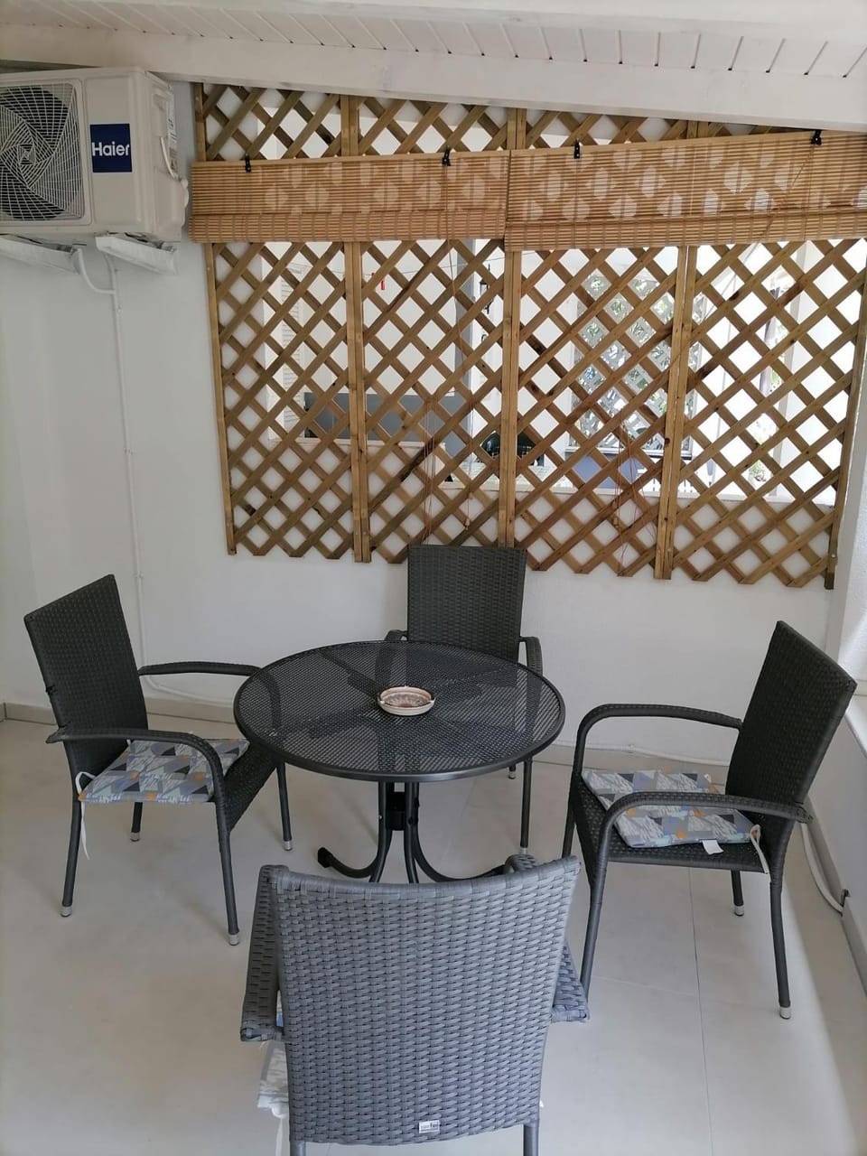 Seating area