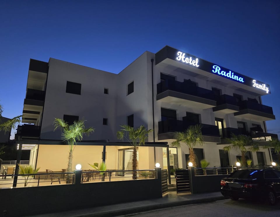 RADINA FAMILY Apartment hotel in Halkidiki