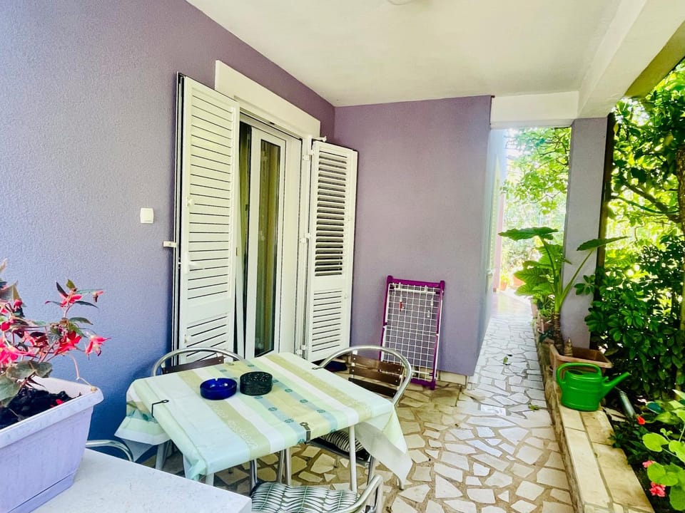 Patio, Garden, View (from property/room), Balcony/Terrace, Dining area, Garden view