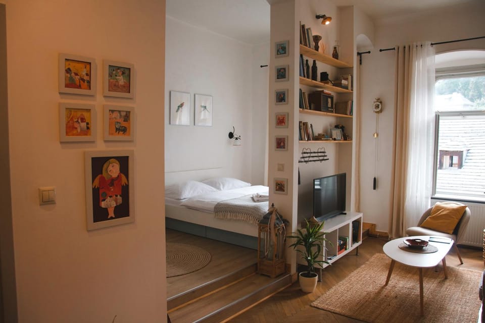 TV and multimedia, Living room, Bedroom