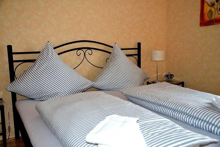 Gästehaus Waldecker Bed and Breakfast in Rhineland-Palatinate